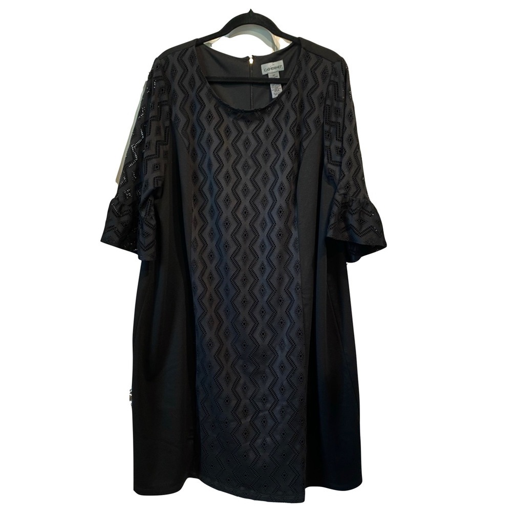Catherines Black Crochet Overlay Midi, Shift Half Sleeve Dress Size 2X / W 22-24
